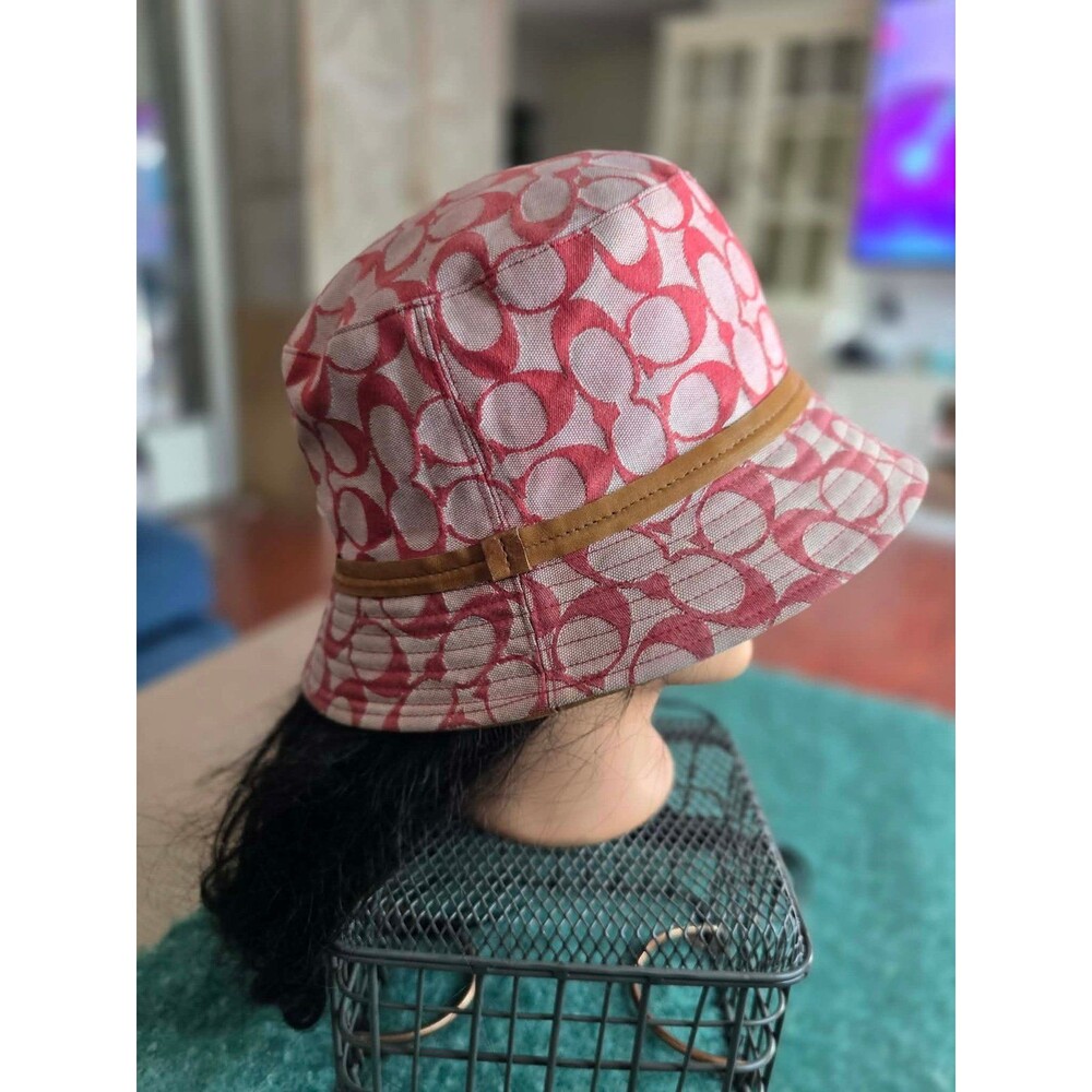 Vintage signature coach bucket hat - Picture 3 of 9
